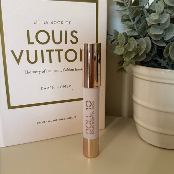 Doll 10 Lip Crayon - New - Color is Enjoy Life - Picture 2 of 3